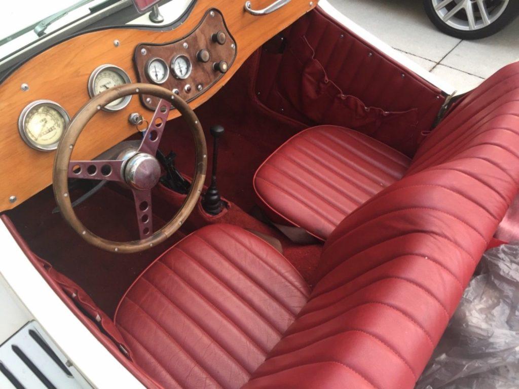 classic 1952 T Series MG Replica