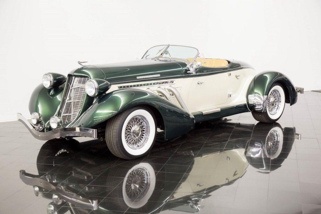 art deco classic 1936 Auburn Speedster Replica