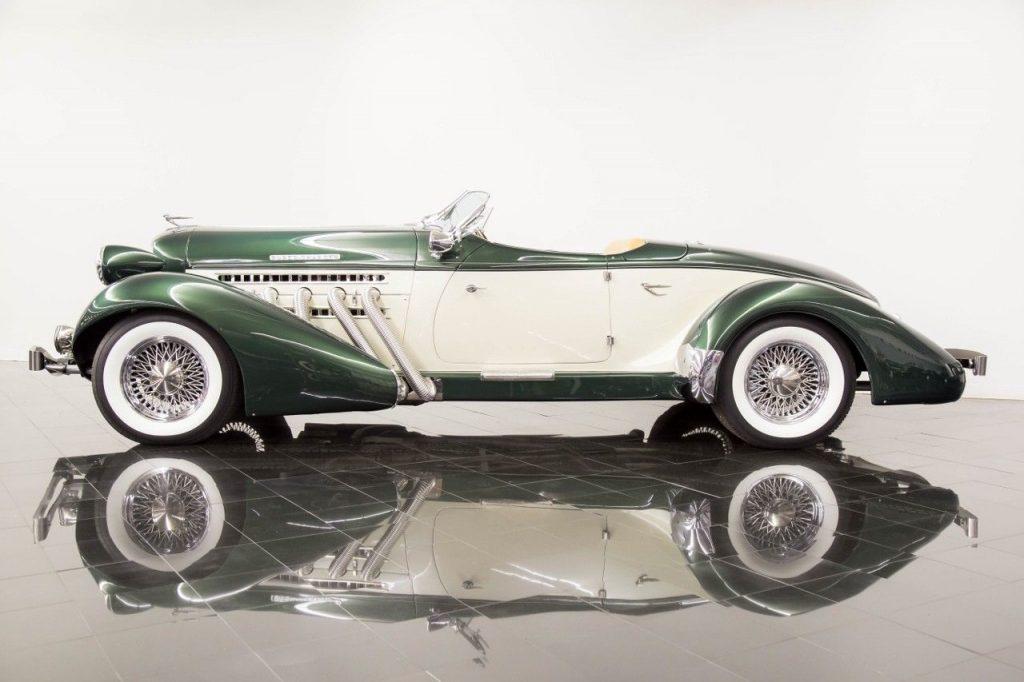 art deco classic 1936 Auburn Speedster Replica