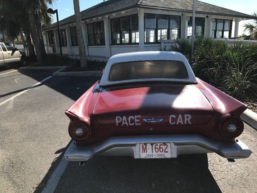 Daytona pace car 1957 Ford Thunderbird replica