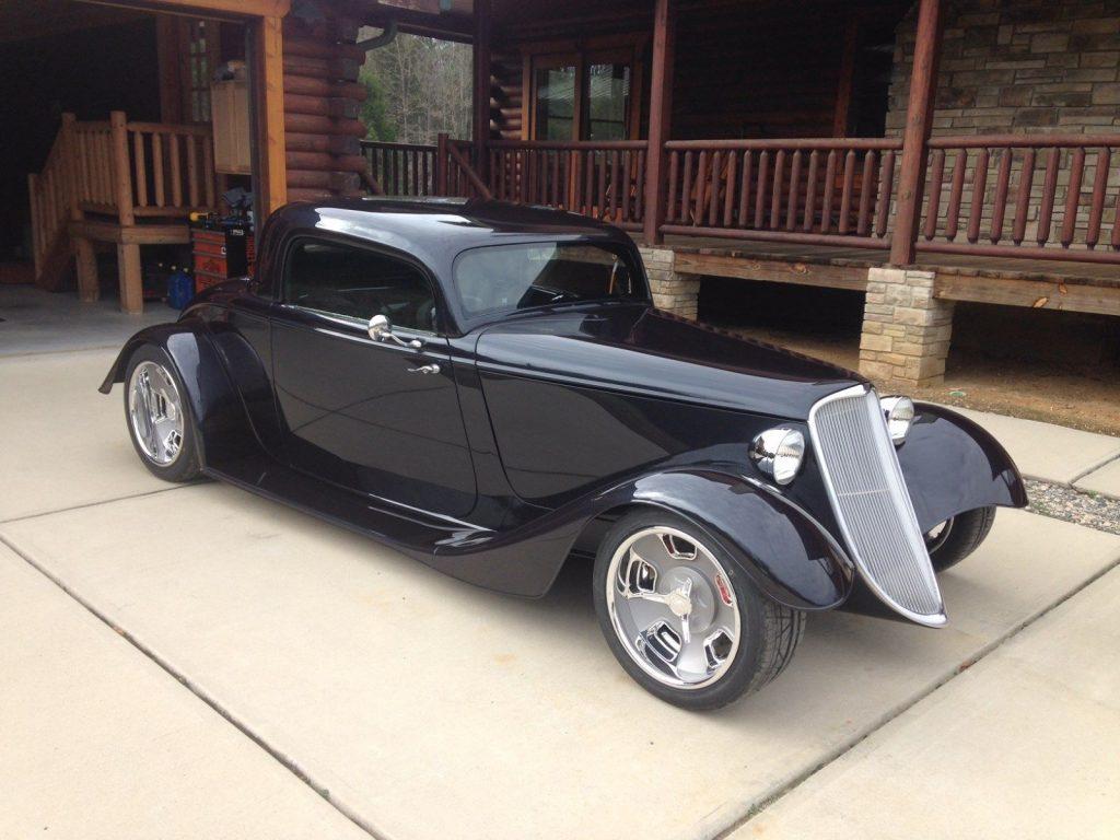 sharp and nice 1933 Factory Five Ford Hot Rod Replica