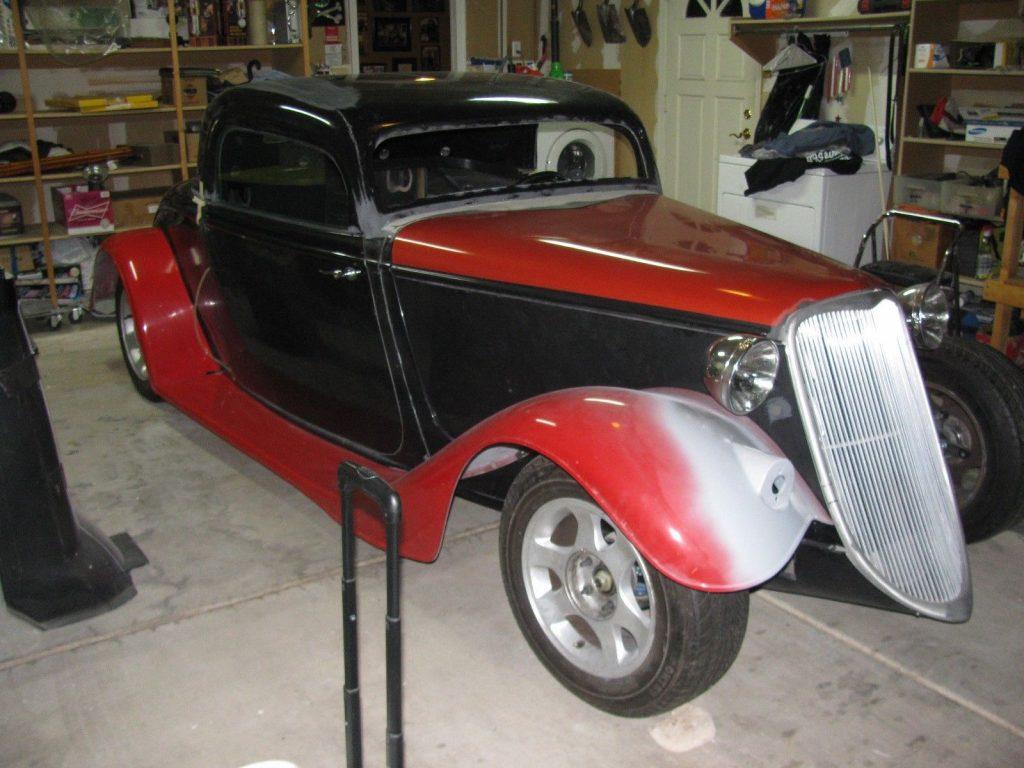 Mustang powered 1933 Ford Roadster Replica