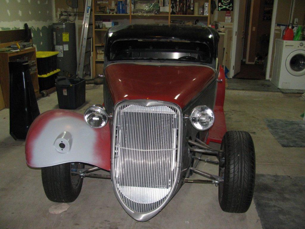 Mustang powered 1933 Ford Roadster Replica