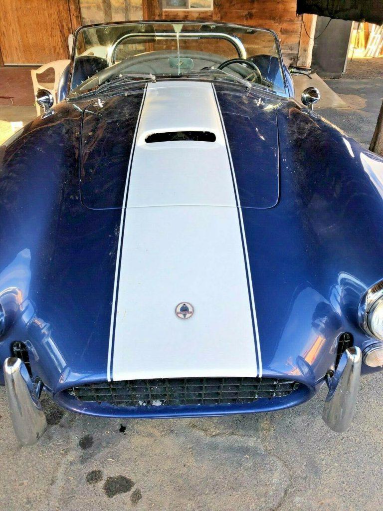big block 1967 Shelby Cobra Replica