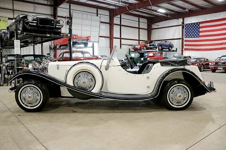 very nice 1939 Jaguar Ss100 replica