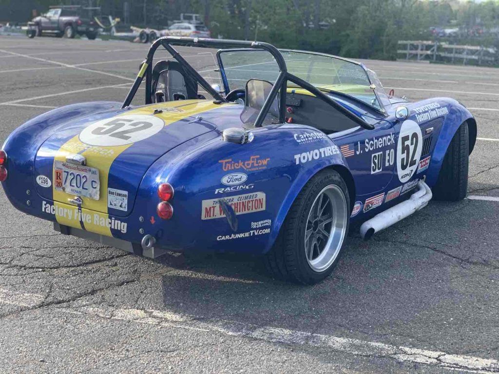 great racer 1965 Ford Shelby Cobra replica