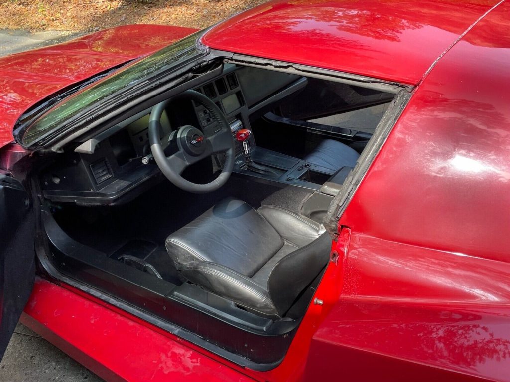 1985 Chevrolet Corvette w/a Ferrari Testarrosa body kit