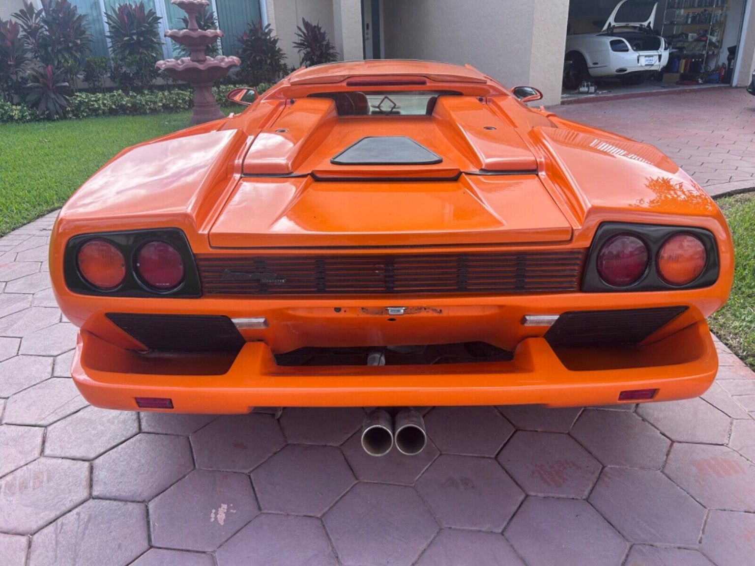1986 Diablo replica kit car [stretched Fiero] for sale