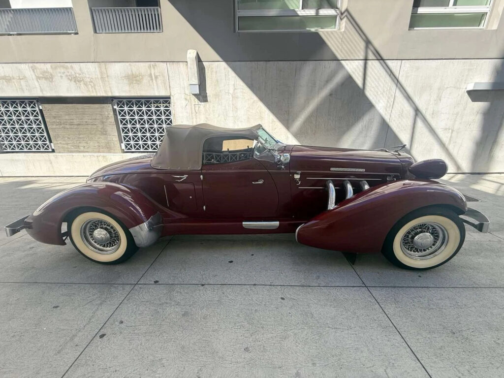 1976 Auburn Boattail Speedster Replica