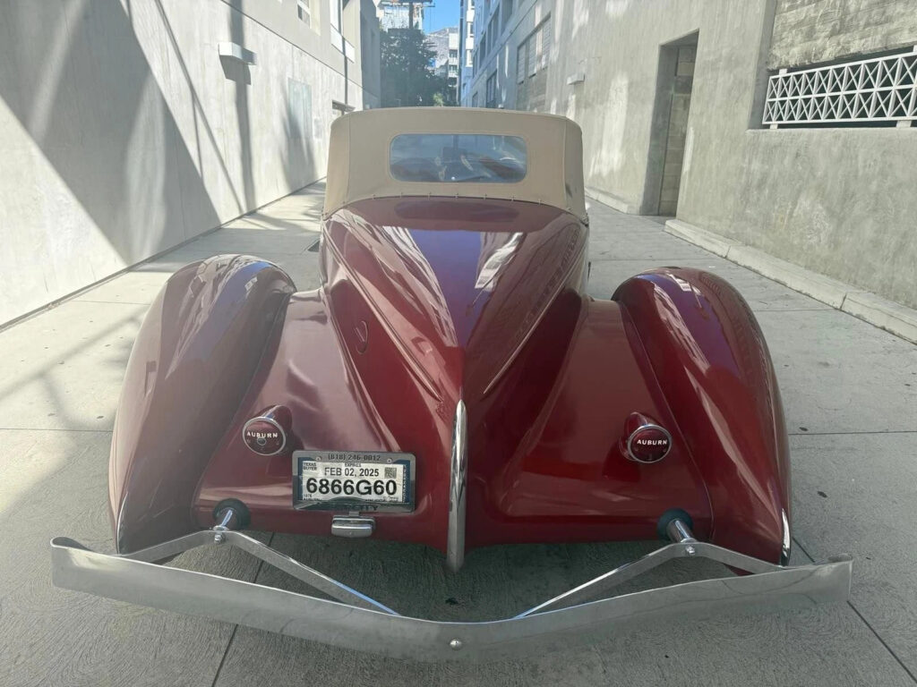 1976 Auburn Boattail Speedster Replica