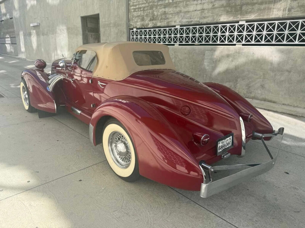 1976 Auburn Boattail Speedster Replica