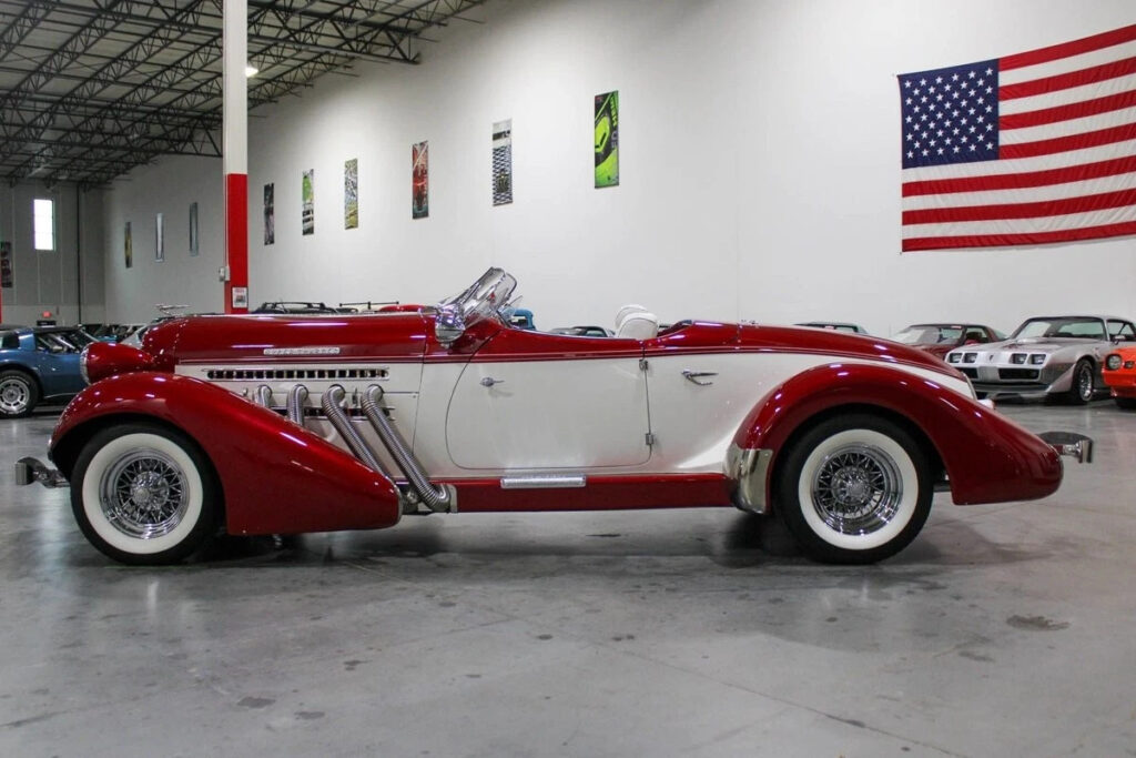 1936 Auburn Boattail Speedster Replica “The Great Gatsby Road Rocket”