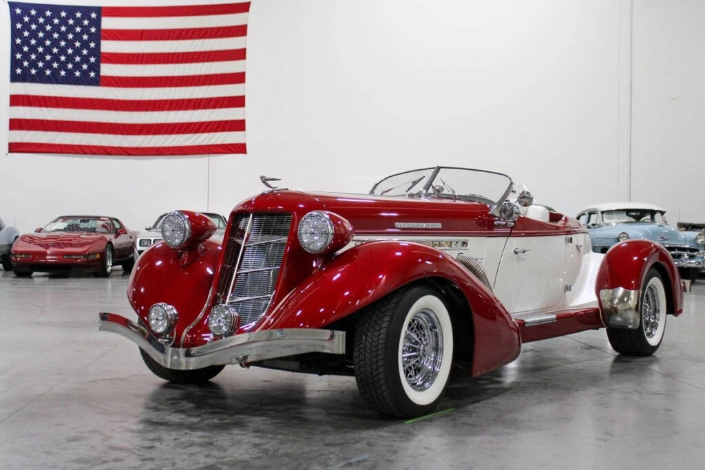 1936 Auburn Boattail Speedster Replica “The Great Gatsby Road Rocket”
