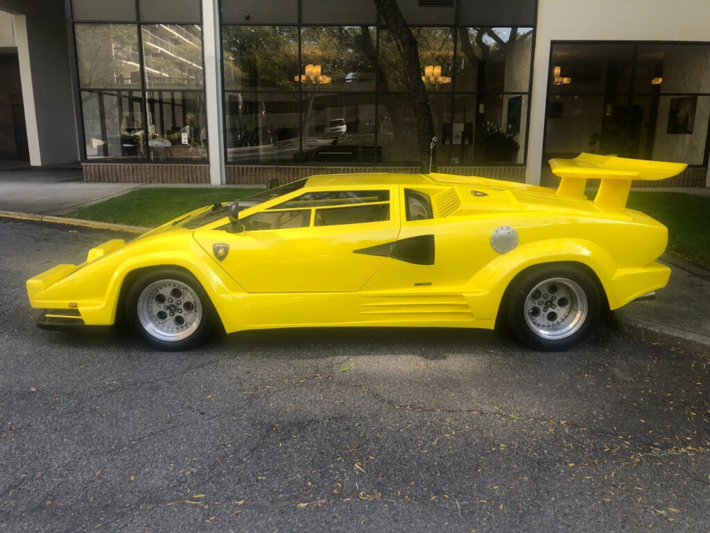 1989 Lamborghini Countach Replica