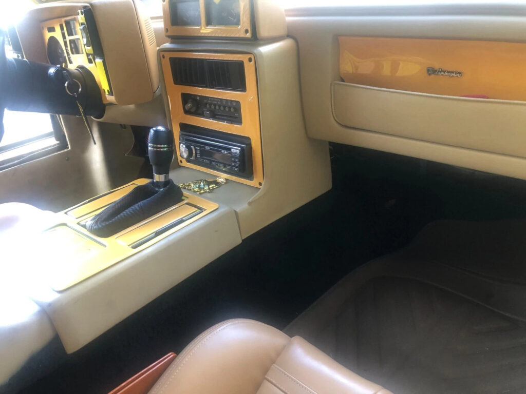 1989 Lamborghini Countach Replica