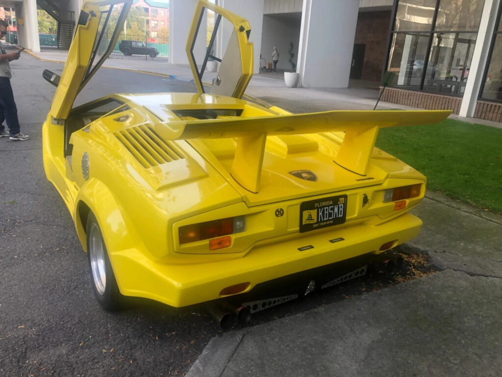 1989 Lamborghini Countach Replica